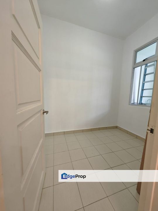 Taman Sutera Utama Semi-D For Sale, Johor, Skudai