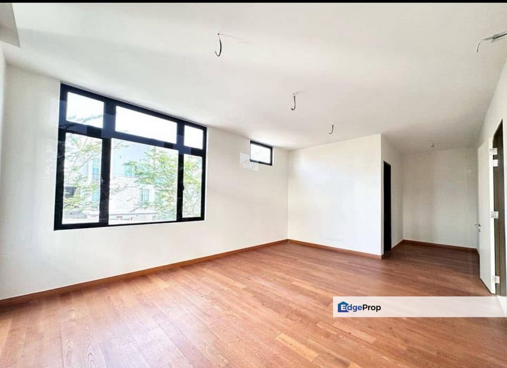 Winter Pavillion 3-Storey Semi D For Sale, Johor, 