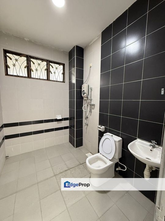 Taman Mutiara Mas Cluster House For Sale, Johor, Skudai