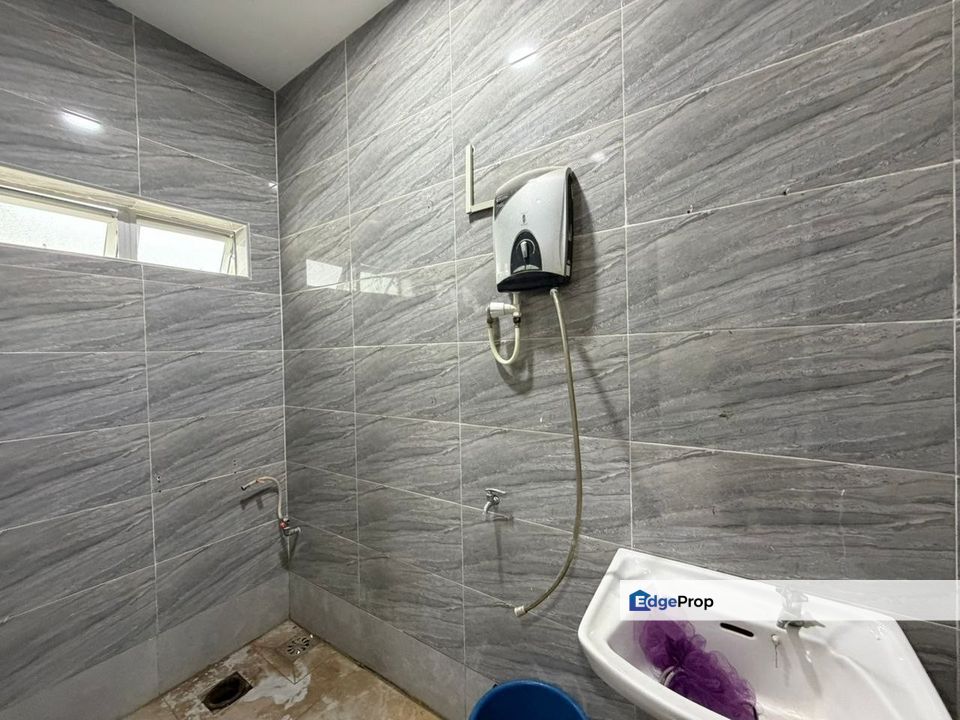 Taman Ungku Tun Aminah Terraced House For Sale, Johor, Skudai