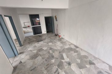 Taman Daya Shop Apartment