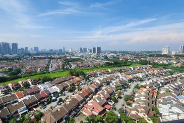 Spring & Summer Villa