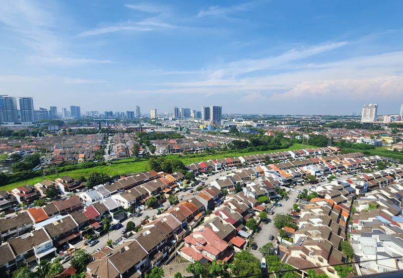 Spring & Summer Villa