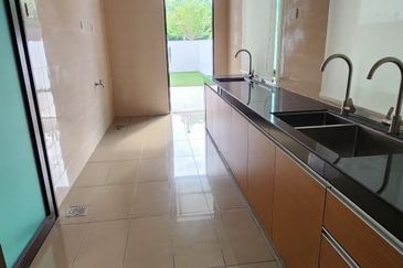 Country Heights Kajang 3 Storey Semi-D with Lift for Sale
