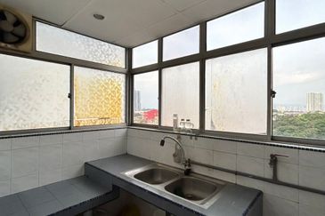 Sri Jinjang Apartment