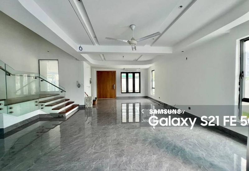 Taman Taynton (Taynton View)