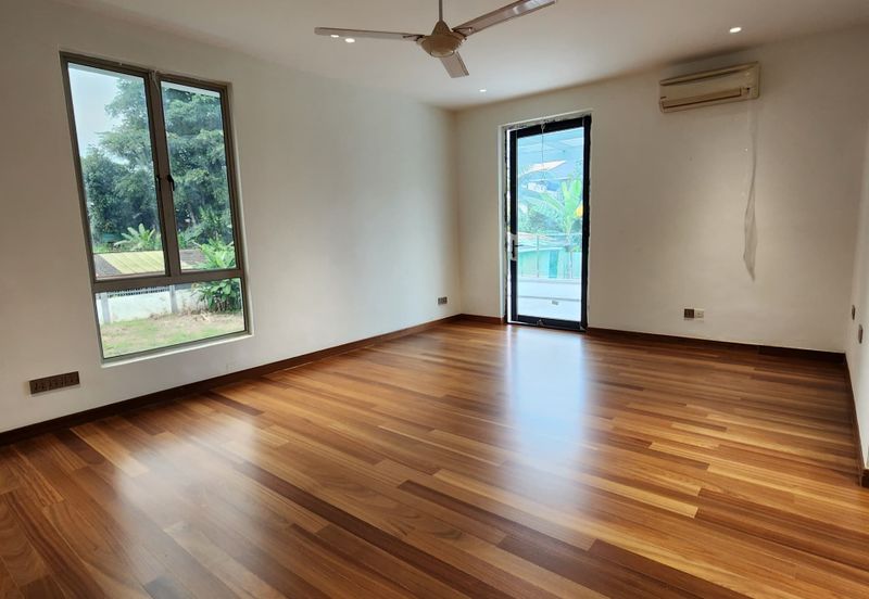 Taman Taynton (Taynton View)