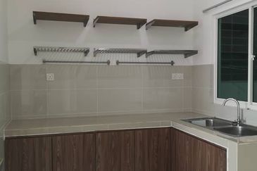 La Thea Residences @ 16 Sierra