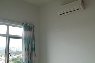 La Thea Residences @ 16 Sierra