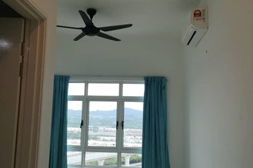 La Thea Residences @ 16 Sierra