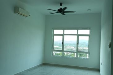 La Thea Residences @ 16 Sierra