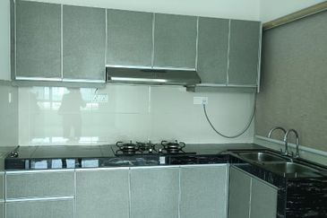 La Thea Residences @ 16 Sierra