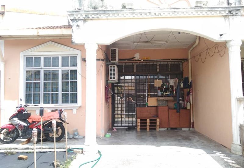 Renovated, Single Storey Terrace, Taman Desa Cempaka, Nilai, Negeri Sembilan, For Rent