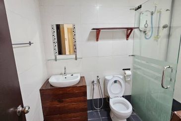 Freehold, Fully Furnished, Endlot, Amara Residences, Batu Caves, Selangor, For Sale