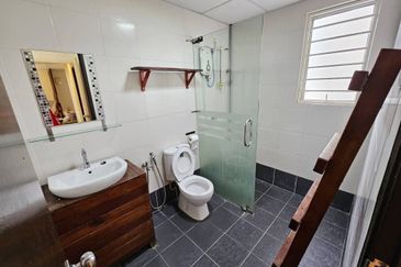 Freehold, Fully Furnished, Endlot, Amara Residences, Batu Caves, Selangor, For Sale