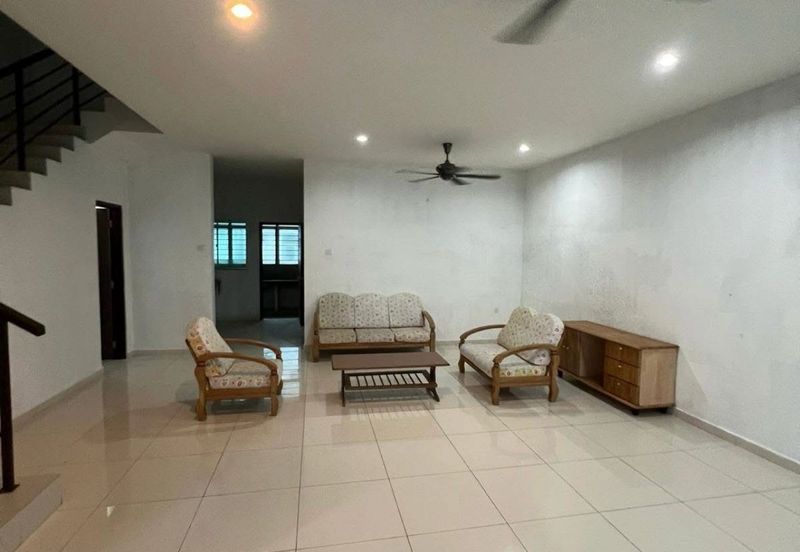 TAMAN MERU DESA PARK