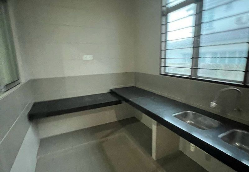 TAMAN MERU DESA PARK