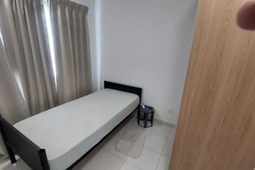 Arena Residences @ Warisan Puteri