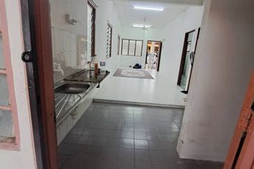 TAMAN TERATAI NILAI 7