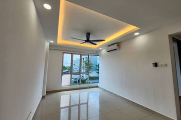 Apartment Putra1