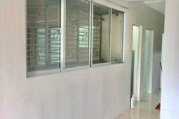 Residensi Bistaria, Ukay Bistari