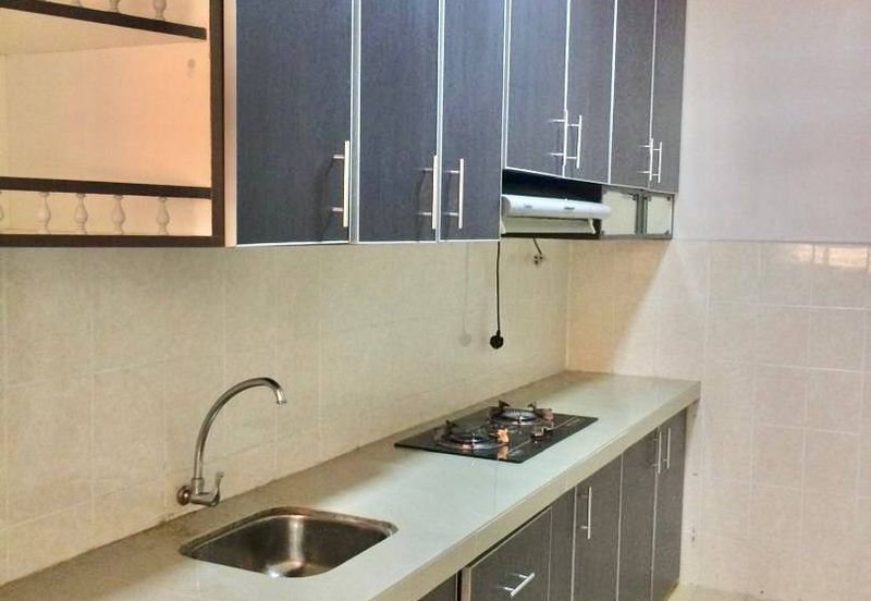 Residensi Bistaria, Ukay Bistari