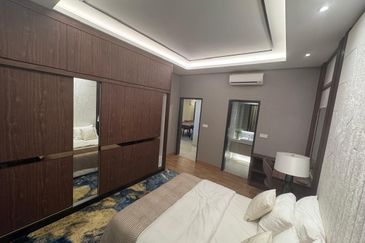 Padang Residence Kota Semarak