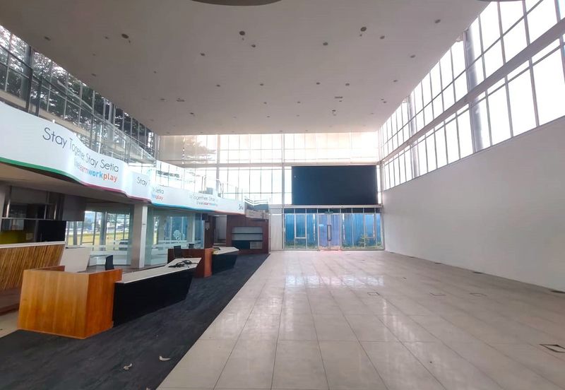 3 storey Stand Alone Building, Setia Alam, To Let