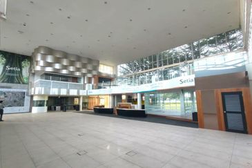 3 storey Stand Alone Building, Setia Alam, To Let