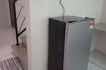 TAMAN MURNI JAYA, SITIAWAN