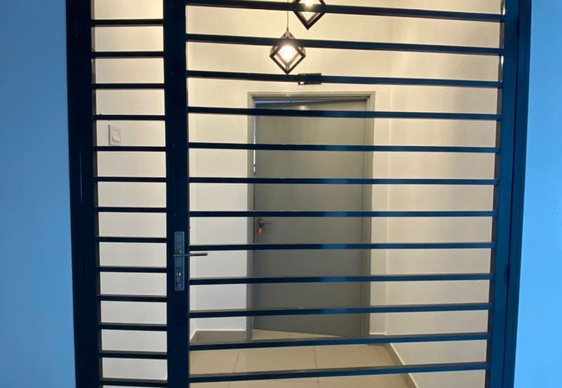 Strata Ready, Freehold, Bumi Lot, Vista Sri Tanjung Apartment, Semenyih, Selangor, For Sale