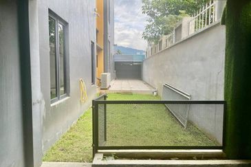 Taman Sri Hijau ( New Green Park )