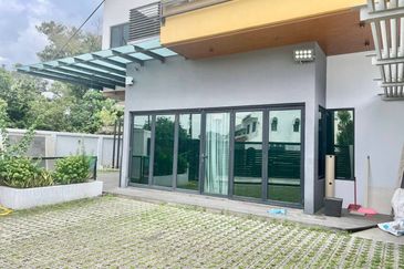 Taman Sri Hijau ( New Green Park )