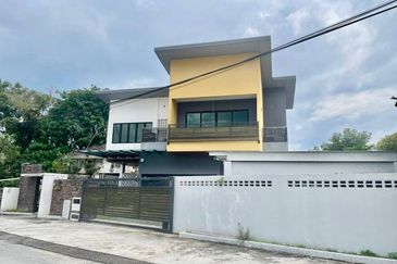 Taman Sri Hijau ( New Green Park )