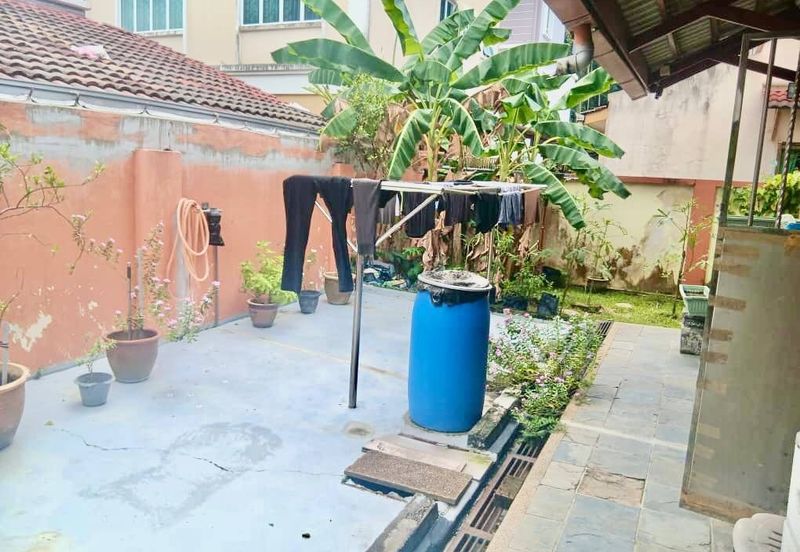 Fish Pond & Garden, 2.5 Storey Bungalow, Taman Templer Saujana, Rawang, Selangor, For Sale
