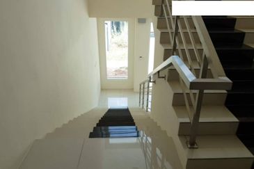 Kawasan Perindustrian Hi Tech 7