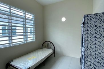 Single Storey Terrace, Taman Tronoh Akasia, Seri Iskandar, Perak, For Sale