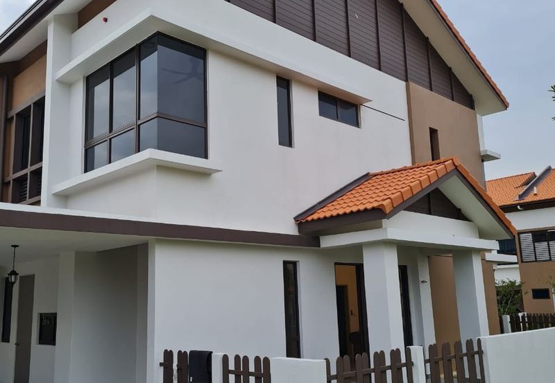 Setia Warisan Tropika