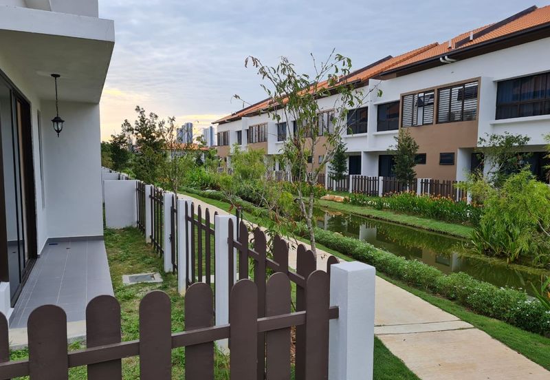 Setia Warisan Tropika