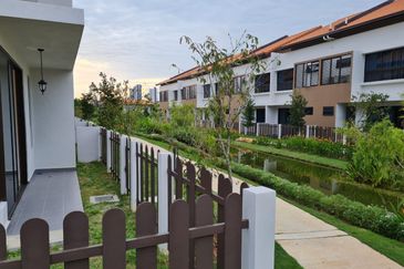 Setia Warisan Tropika