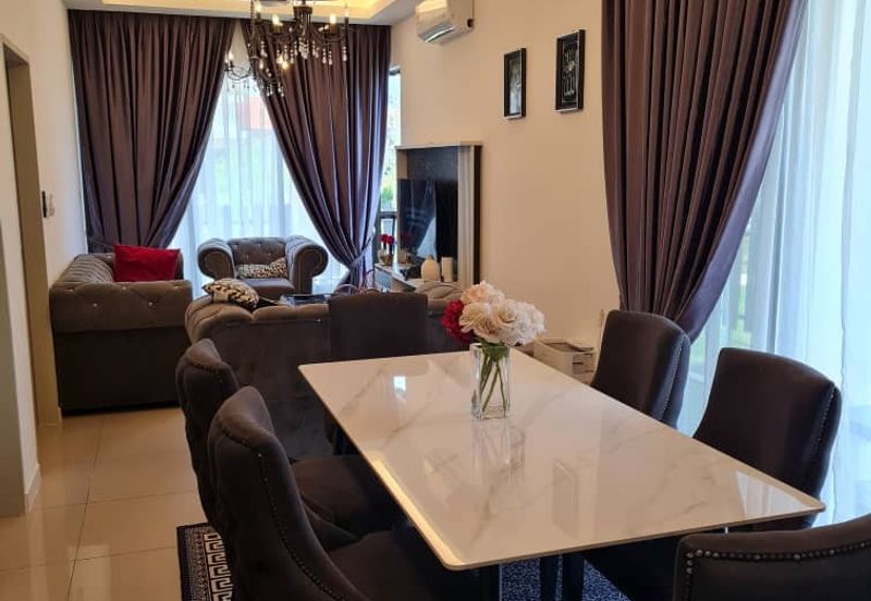 Setia Warisan Tropika