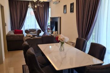 Setia Warisan Tropika