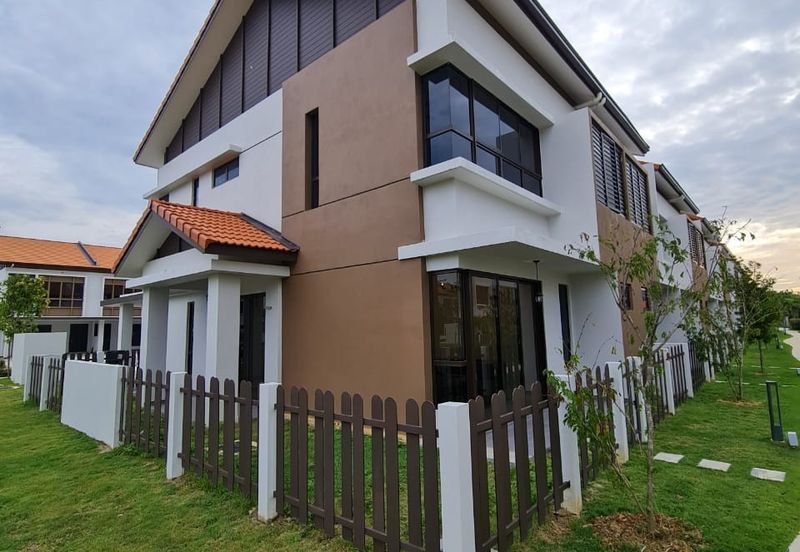 Setia Warisan Tropika