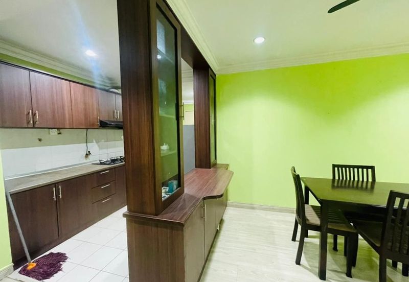 Putra Villa Kondominium