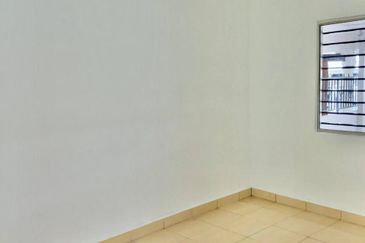 Near 99 Speedmart, Renovated, Single Storey Terrace House, Taman Sri Timah, Balakong