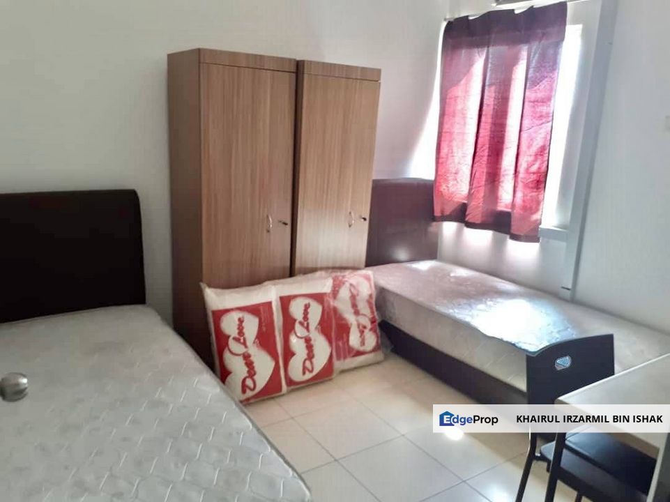 Near LRT, 2 Car Park, Middle Floor, Mutiara Residence, Serdang, Selangor, Seri Kembangan