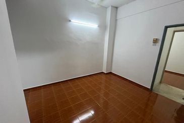 Putri Apartment