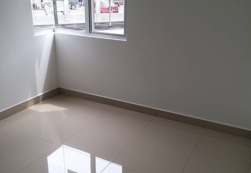 Kiara Court - Nilai Impian