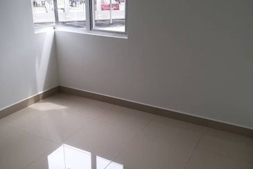 Kiara Court - Nilai Impian