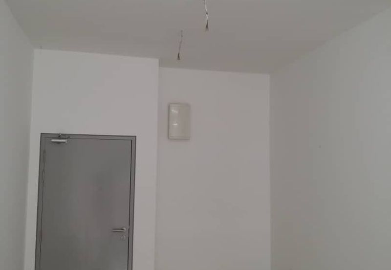 Kiara Court - Nilai Impian